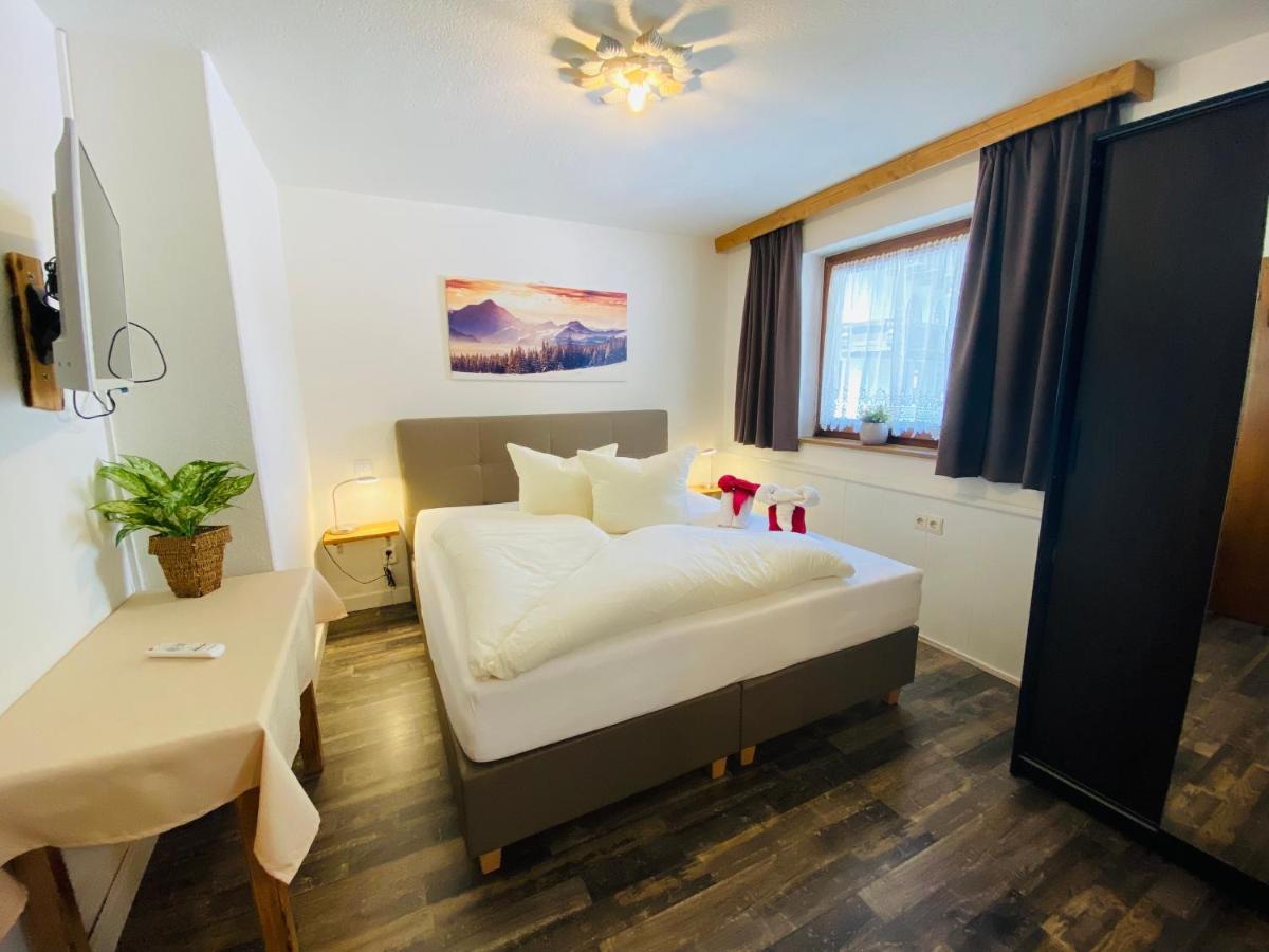 Pension Jagerhof - Sommercard Inkl - 5 Min Zum Hochzeiger Jerzens Kültér fotó